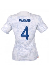 Frankrijk Raphael Varane #4 Voetbaltruitje Uit tenue Dames WK 2022 Korte Mouw